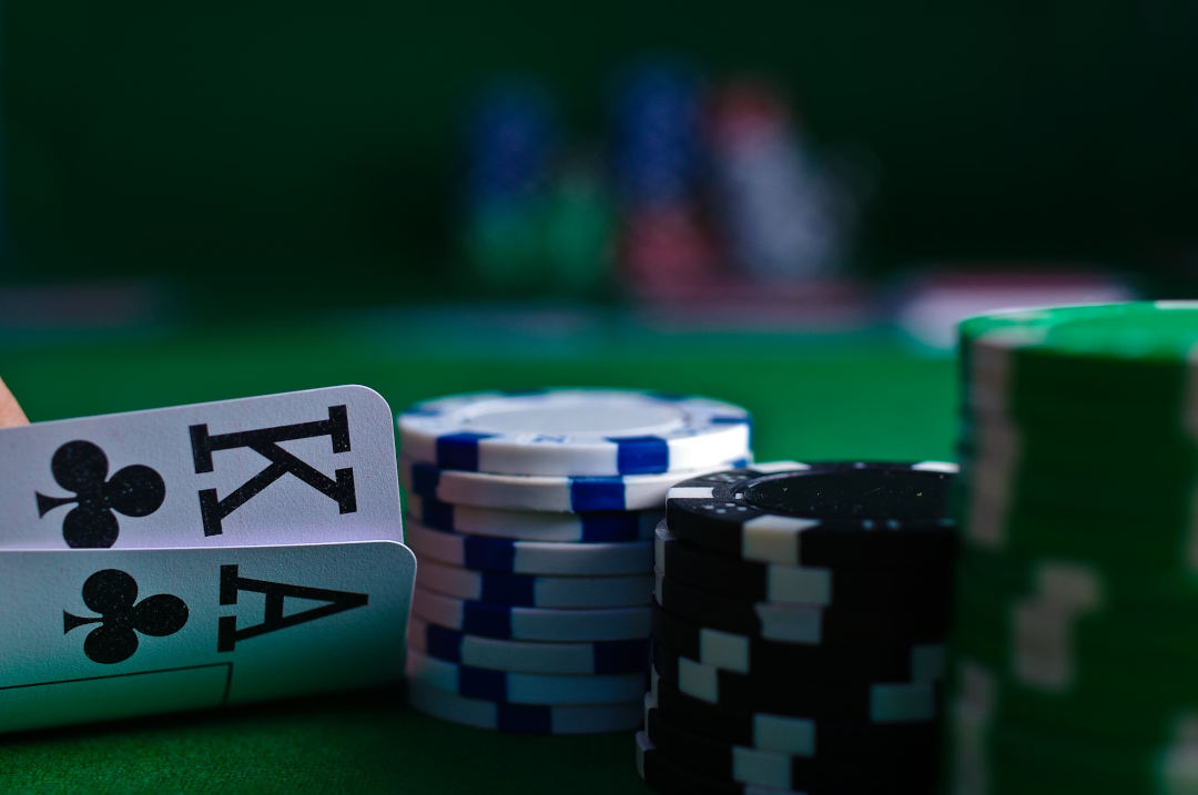 Key Features That Define Game King Video Poker AIG