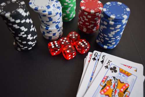 How to Play Wild 5 Poker
