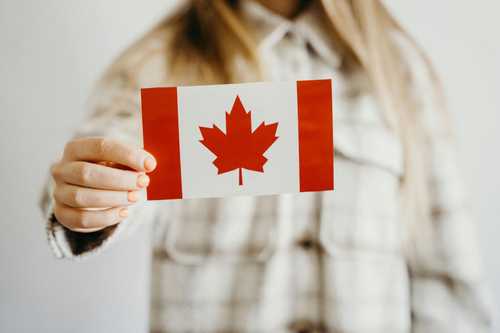 Kayleigh Sacco on How Evolving Bonus Structures Are Benefiting Casino Professionals in Canada