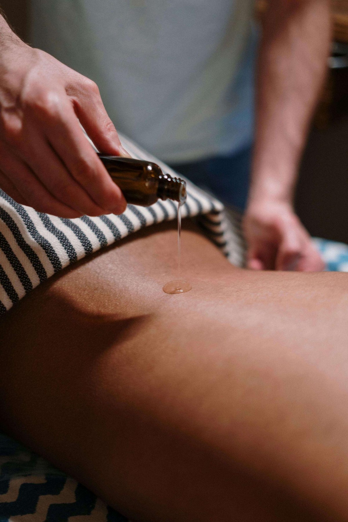 massage with oil