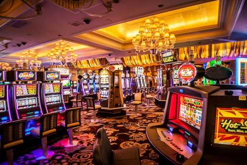 How Canadian Players Choose Online Casinos in 2026