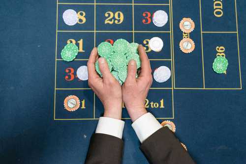 Roulette77 vs roulettesimulator.net: Which Platform Offers Better Roulette Analysis?