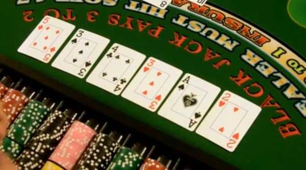 How the dealer's cards are set up