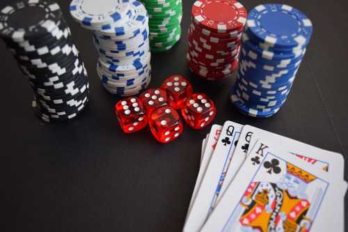 How Digital Leisure Habits Shape Smarter Casino Play